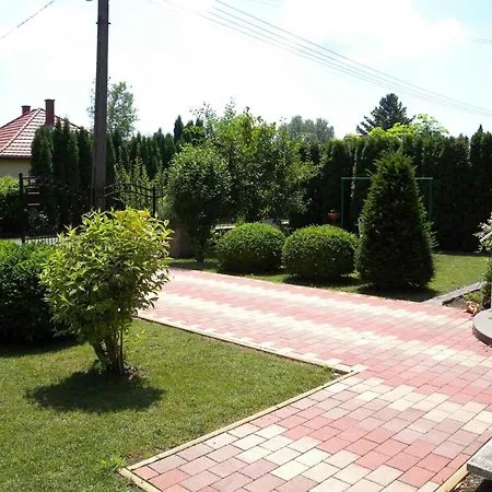 Daire Balatonfenyves/balaton 18360