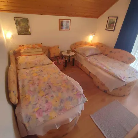 - Balaton 18360 Apartmán Balatonfenyves