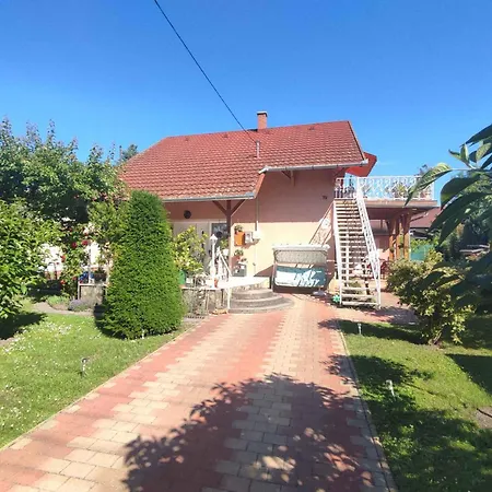 Apartamento - Balaton 18360 Balatonfenyves