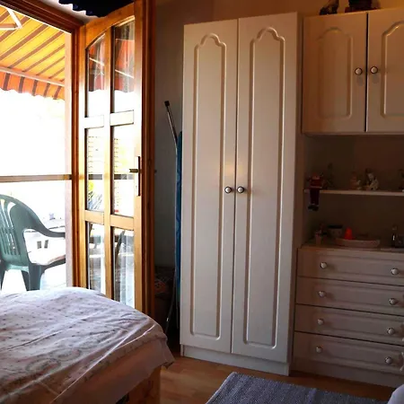 - Balaton 18360 Appartamento