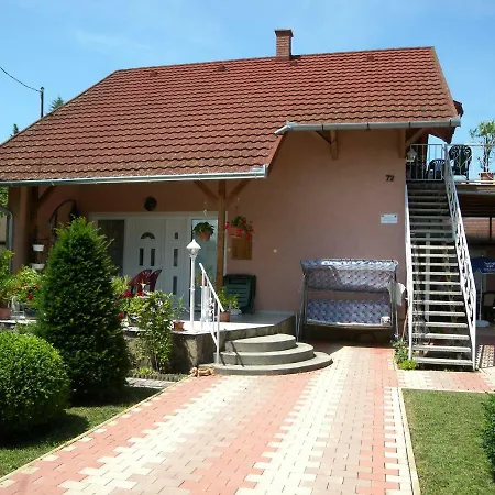 Balatonfenyves/balaton 18360 Daire *