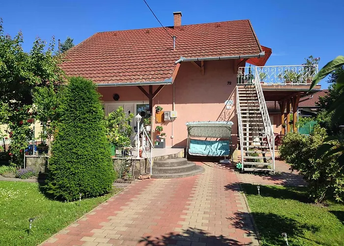 - Balaton 18360 Apartmán *